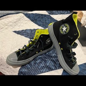 Brand new size 12 insulated converse high tops